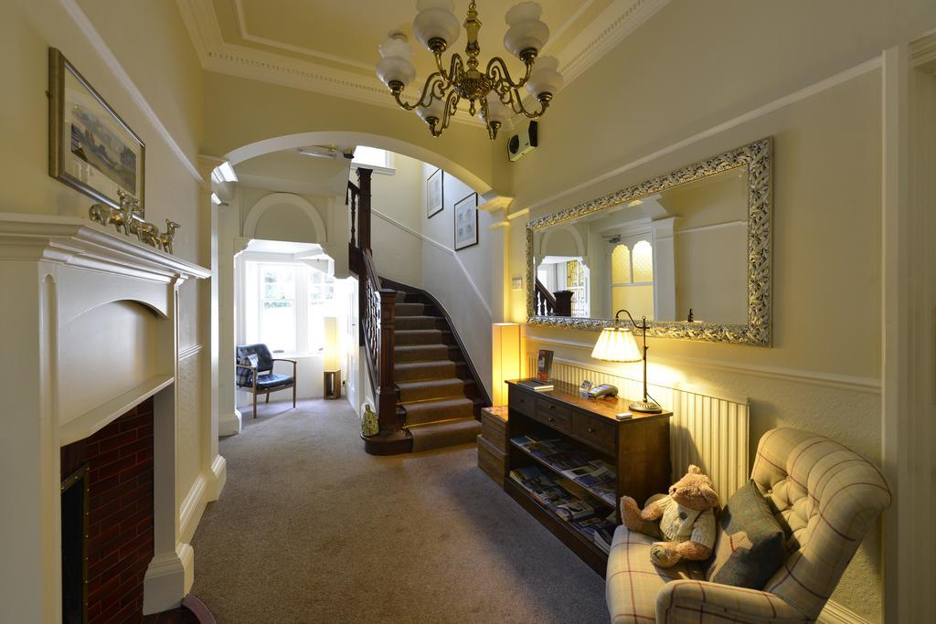Torrdarach House Bed & Breakfast Питлохри Экстерьер фото